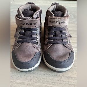 Size 7 Hush Puppies Buddy